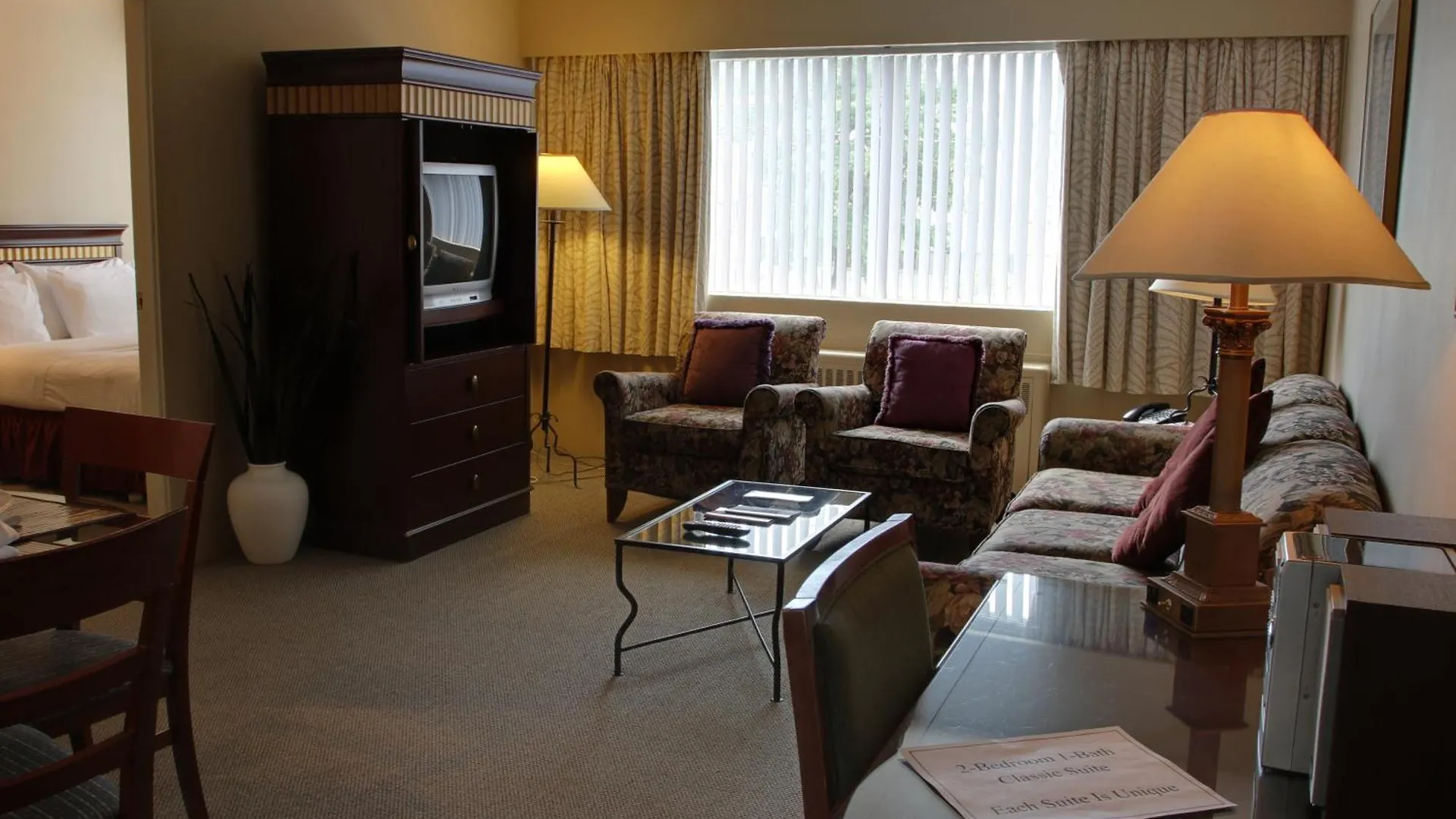 Rosellen Suites At Stanley Park Vancouver